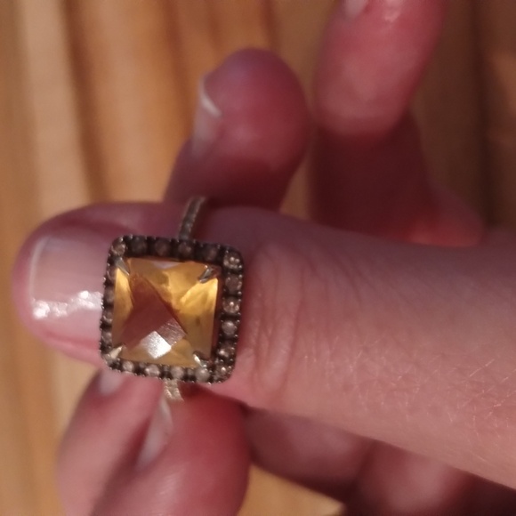 14k Citrine Diamond ring - Picture 5 of 10